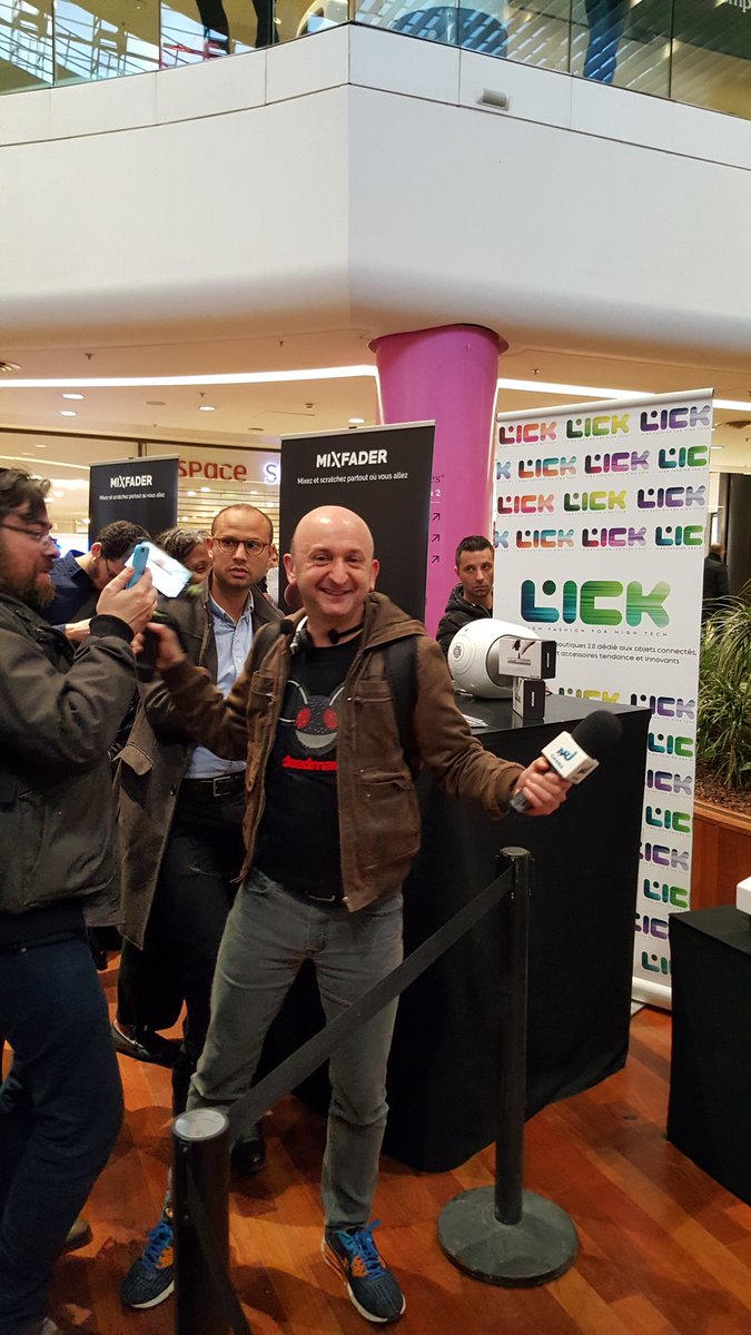 LICK_officiel's tweet photo. [LICKLIVE] #Super lancement #MixFader https://t.co/4rWHCEDIZP