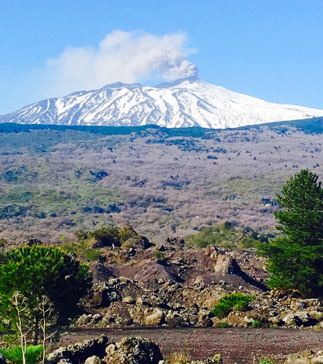 DanyWedding's tweet photo. Amazing smoking mountain Etna;) https://t.co/tUEqwdmO2X