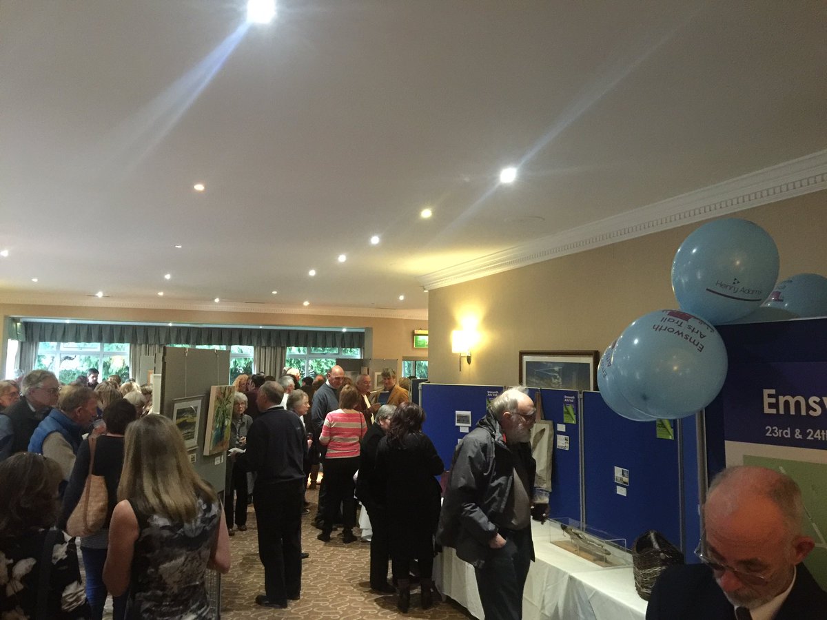 Preview of this years <a href="/Emsworth_Art/">Emsworth Arts Trail</a> <a href="/TheBrookfield/">Brookfield Hotel</a> this evening lots of people &amp; some fan art #Emsworth