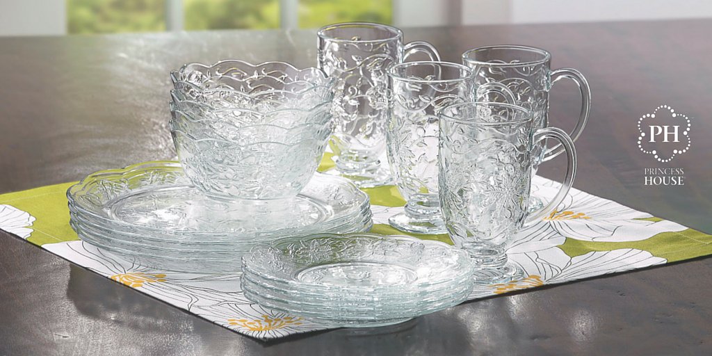 PrincessHouseCo's tweet photo. Fantasia® 16-Piece Starter Set #ForMom #MothersDay #DiningSet #EverydayDining
https://t.co/AzkAy455kF https://t.co/0QOHLQ0dMg