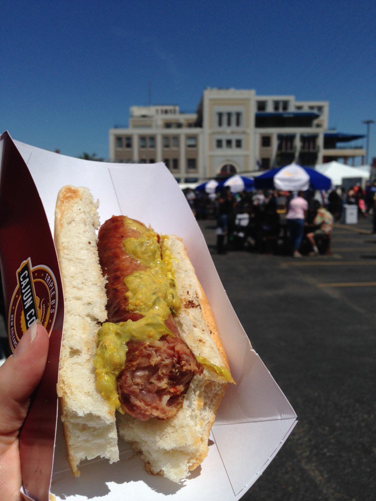 Lunchtime.  #gatorsausage #fqf #fqfest  #FQFest16