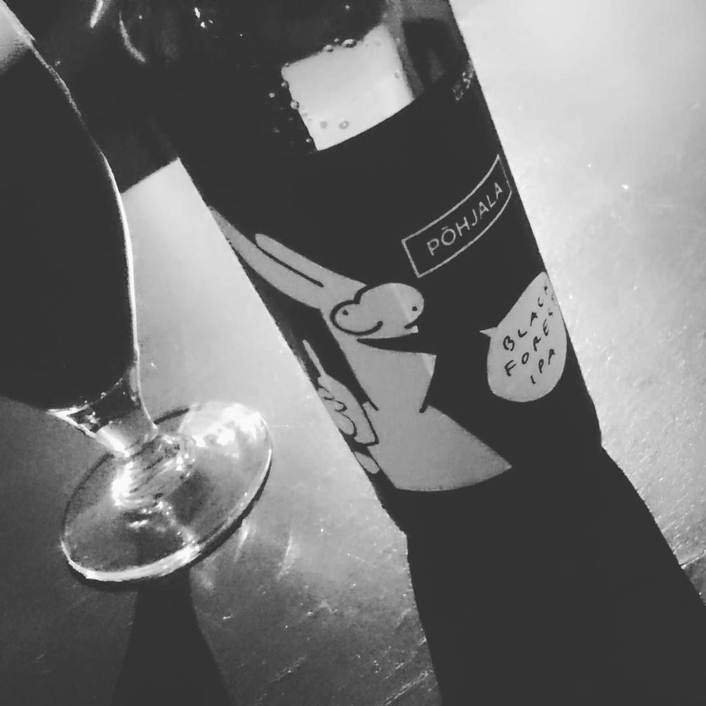 ansik's tweet photo. Hurmaava etiketti, heti ostin! #pohjala #beer #barkuka #kaljajänis #pesakond #ifttt ☞ https://t.co/Yl6U4bqZVX https://t.co/qe36S5YcaQ