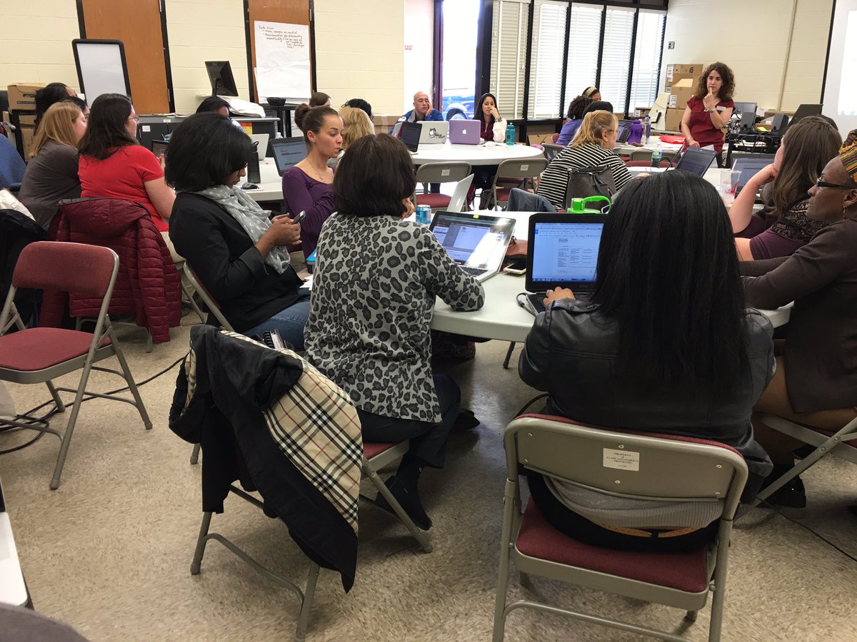 StaceyMTech's tweet photo. Title I Professional Development: Analyzing Waterford Data to individualize reading instruction https://t.co/cEN85asUf0