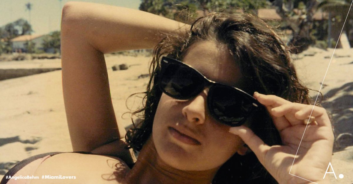 angelicabehm's tweet photo. #tbt soleado #1994 #LosRoques #Venezuela ;) #ConectandoEstiloDeVida https://t.co/V4TzoOPZiW