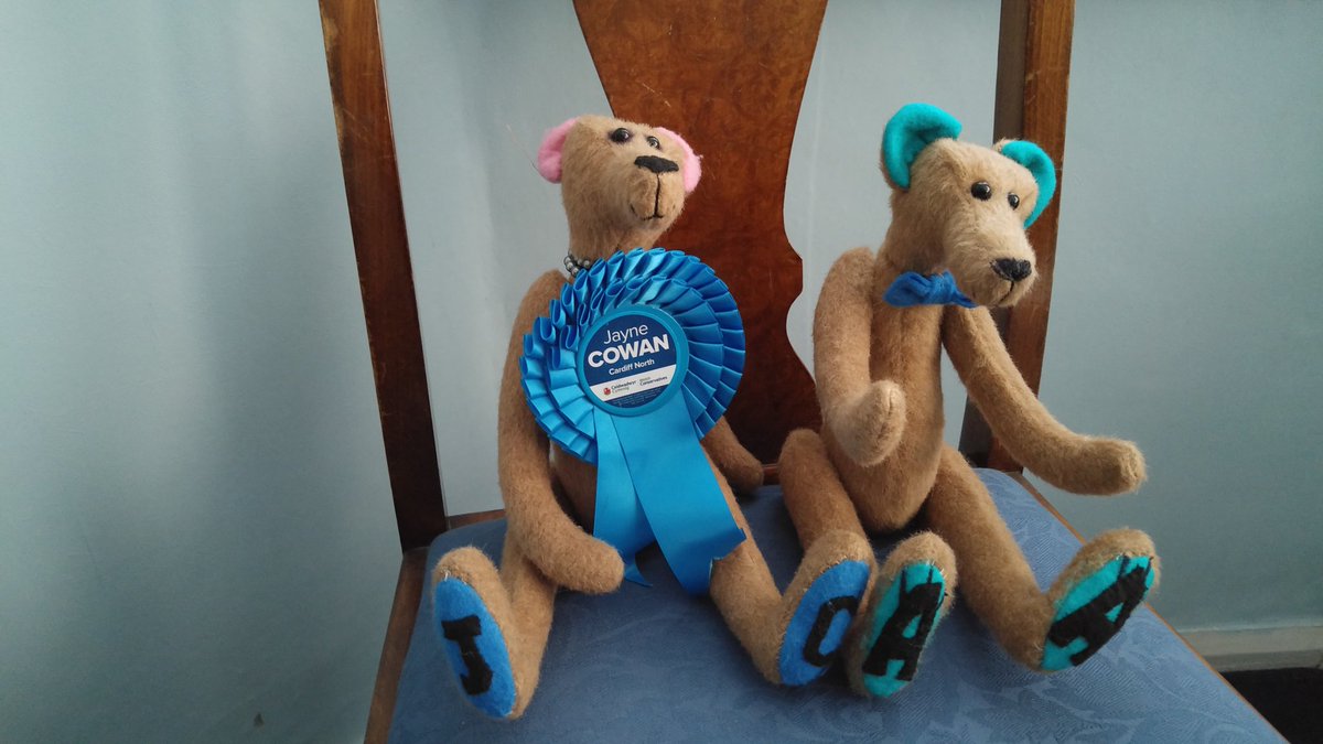 JayneCowan's tweet photo. The #jcbear has a twin which is heading north! https://t.co/4jkfNxzp0t