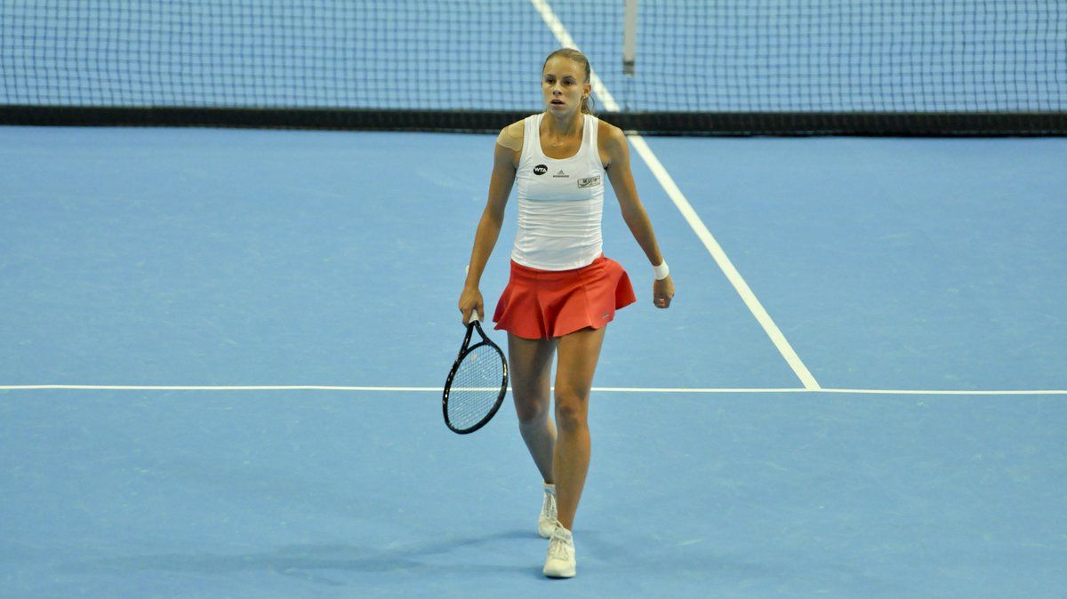 KatowiceOpen_'s tweet photo. Magda #Linette comes back to win 1:6 7:5 6:2 with #Voegele and will play #Parmentier on Friday https://t.co/huO2mL5AAi