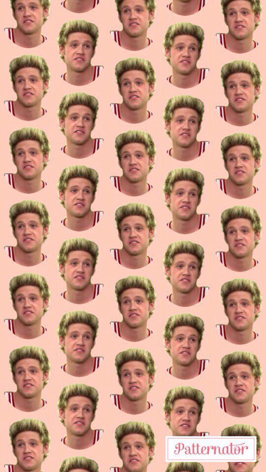 miallbasy1's tweet photo. #OneDirection #Directioners #1DTuesdayTrack https://t.co/HmKHlmOtYV
