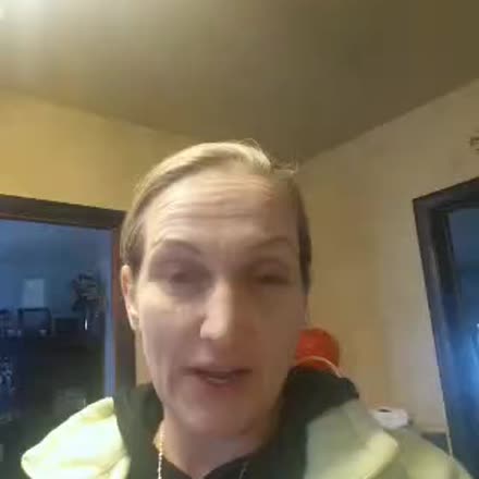KatchHQ's tweet photo. @ular_davis |REPLAY| Dog food has arrived! 🐕💖🍗take 2. #visionista... #katch #Periscope https://t.co/240WD8PTtz https://t.co/NW8RXulCrD