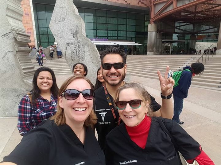 BCA_LHS's tweet photo. Field trip to California Science Center!! https://t.co/L9SvjRCEO0