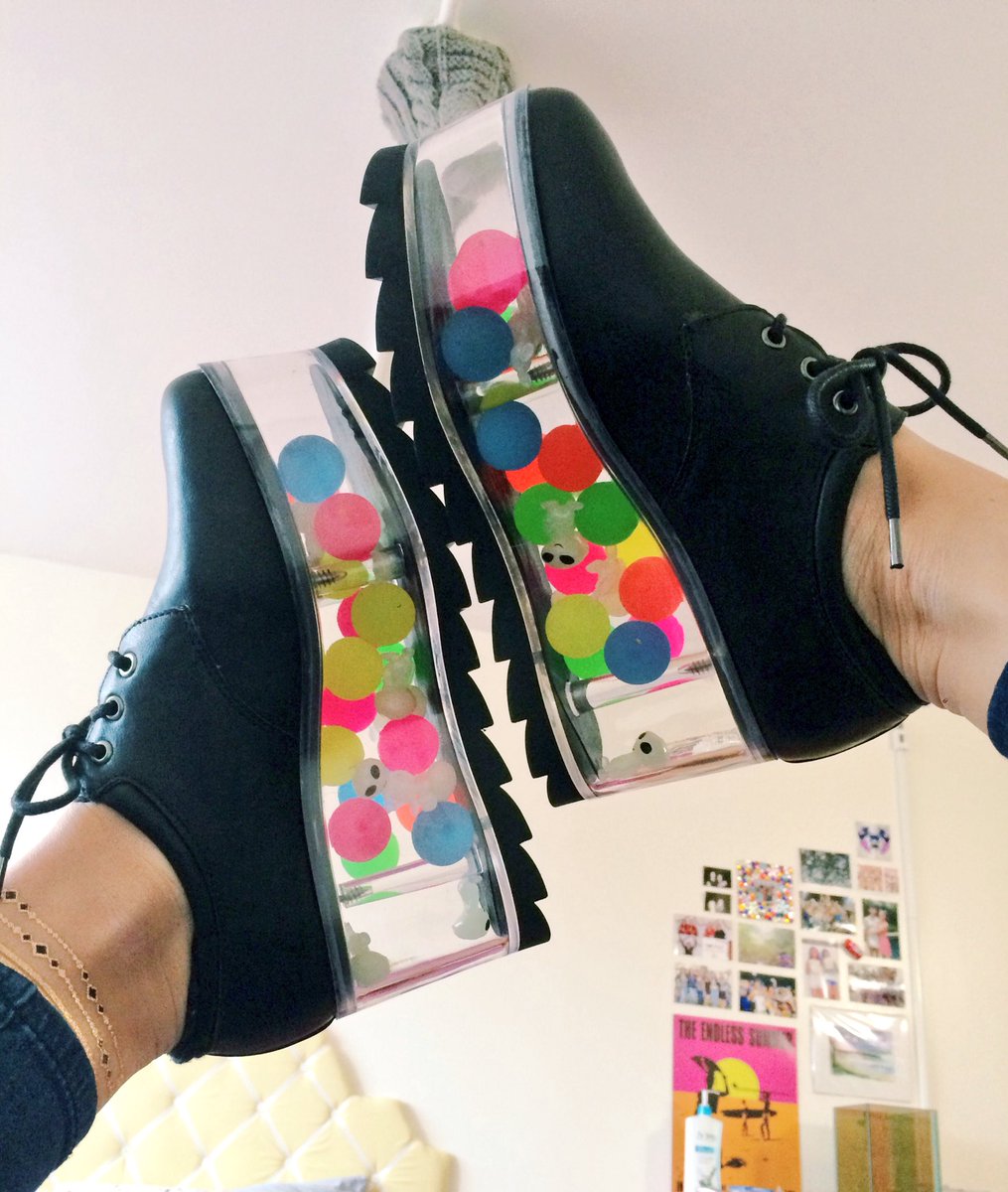 maliachaffee's tweet photo. New habitat for my alien babiez ⚡️👽 @dollskill @YRU_Shoes https://t.co/KmKA6BUjdI