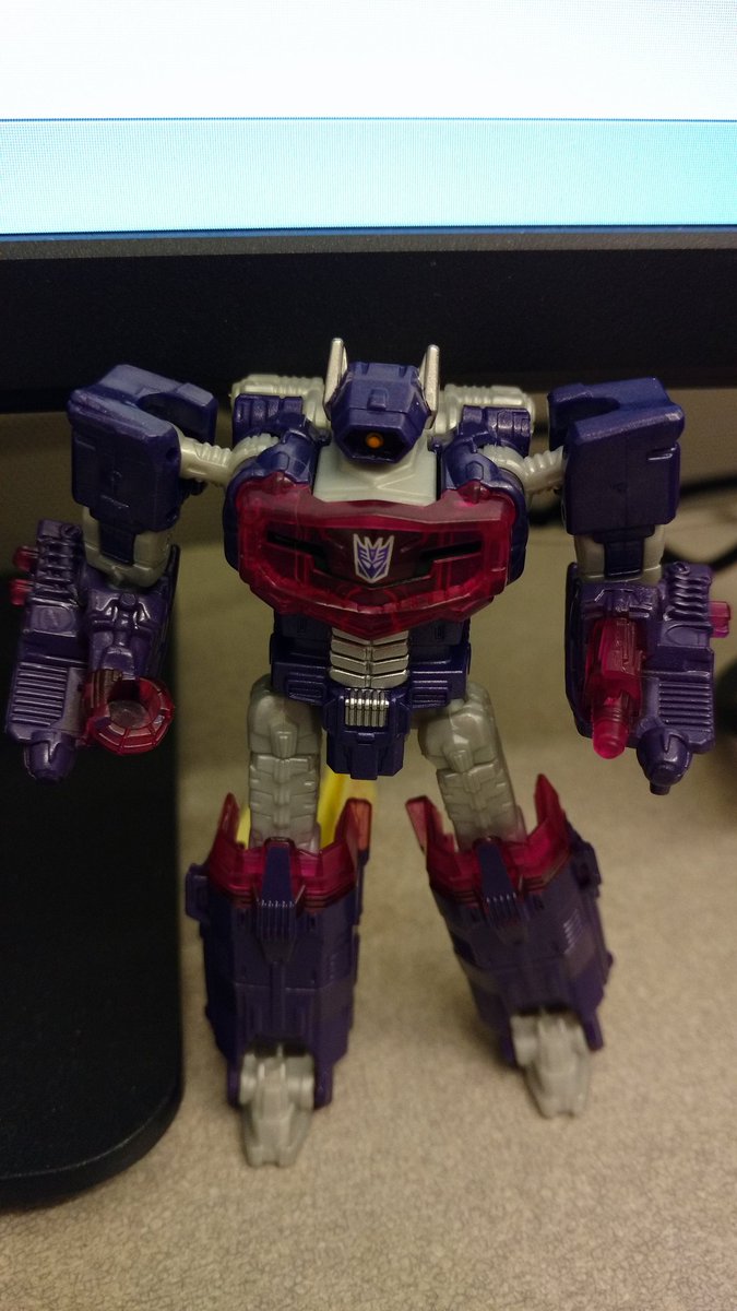 emmersprime's tweet photo. I freaking love this guy. Have fun at #botcon16 y'all!!! https://t.co/AMFSwgMYLM