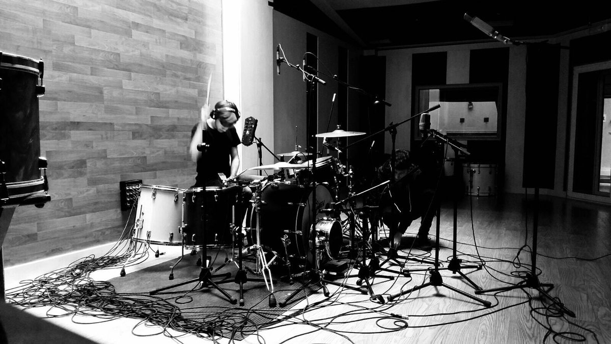 SEATTLE_STTL's tweet photo. Dale duro Marcus! #music #studio #Thursday https://t.co/R6Pen3iNxY