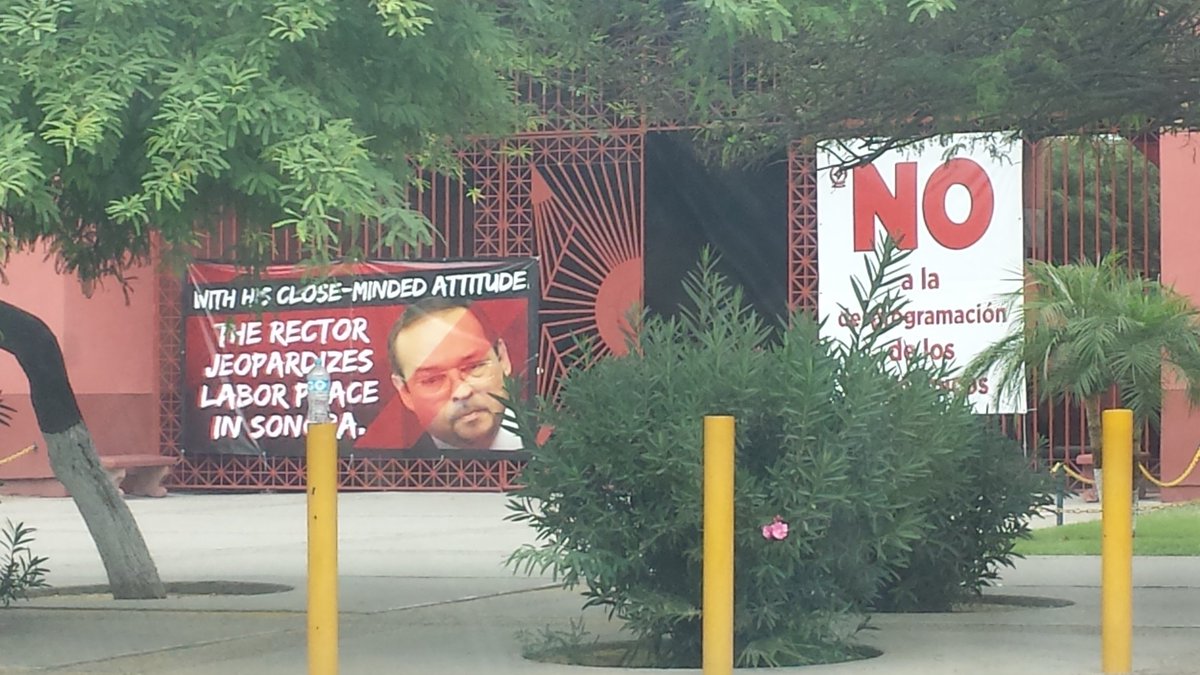 shugert's tweet photo. Hermosillo // Spanglish UNISON
#USAinfluence #elotroméxico #norte #sonora https://t.co/BBSBsX72We