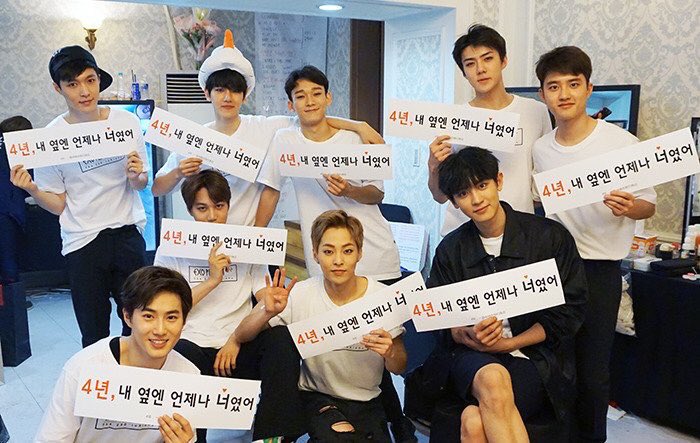 Chuchouxxing's tweet photo. 4ปีแล้ว ขอบคุณนะที่ยังอยู่เคียงข้างกันมาตลอด มาพยามยามปีที่4เพื่อปีที่5กันเถอะ สู้ๆ👍🏻
#4YearsWithEXO #4YearsWithLay https://t.co/1EFOpSoBr1