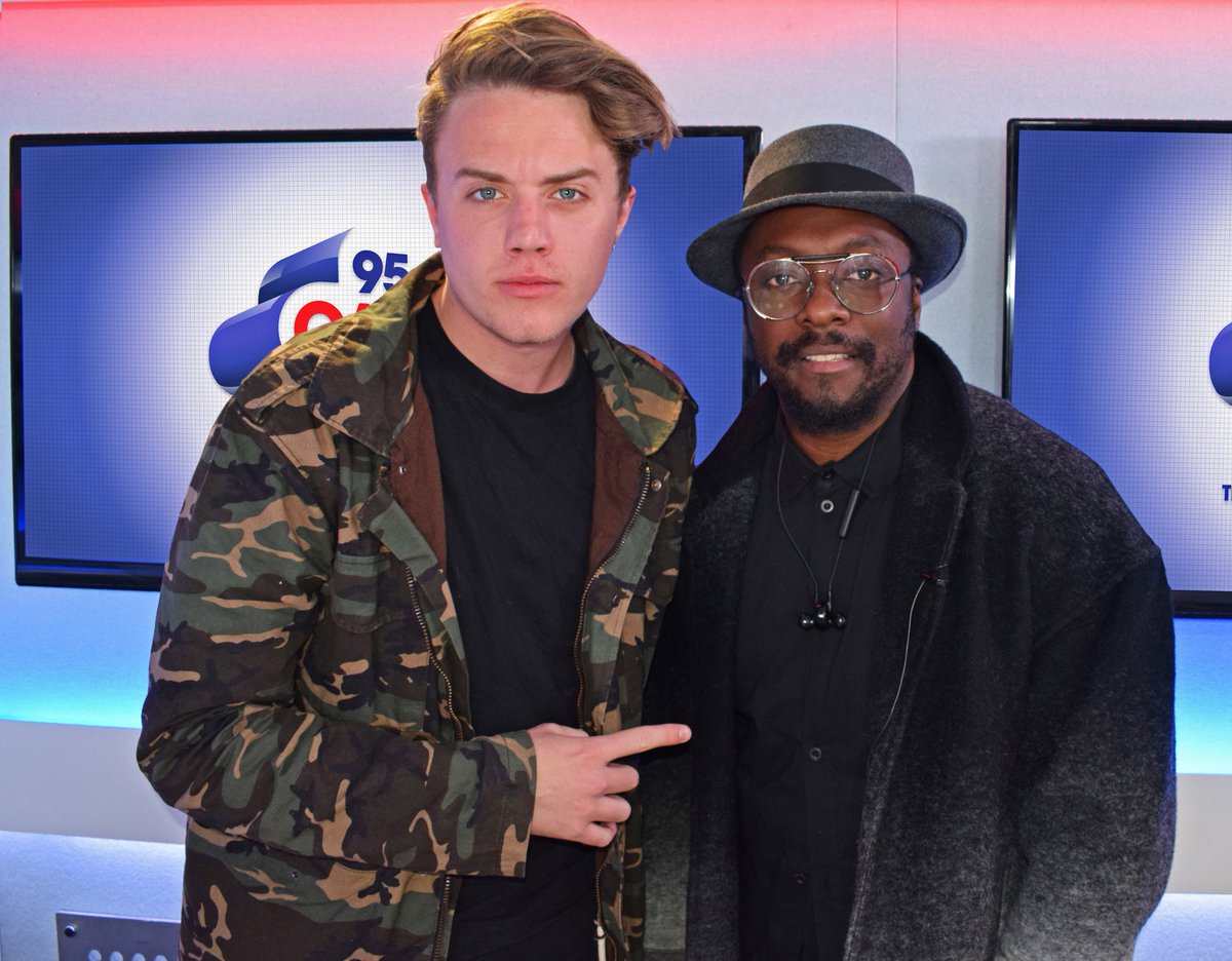 CapitalOfficial's tweet photo. LEGEND! BIG Love to @iamwill with @romankemp 👉 https://t.co/wICyIh2coR https://t.co/Gex8dmWAnz