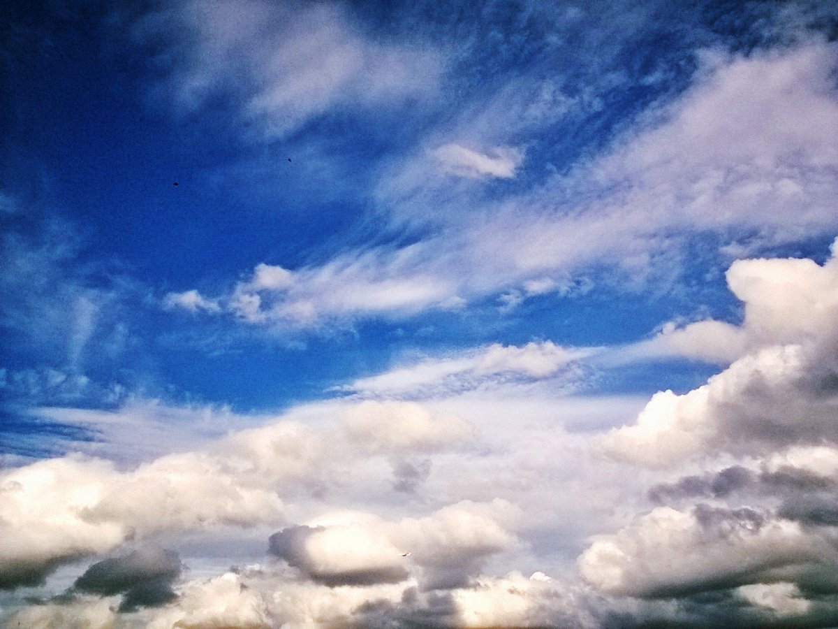 rafaelferrera39's tweet image. O céu nunca eo limite 
@andersonwembley #windowsteam