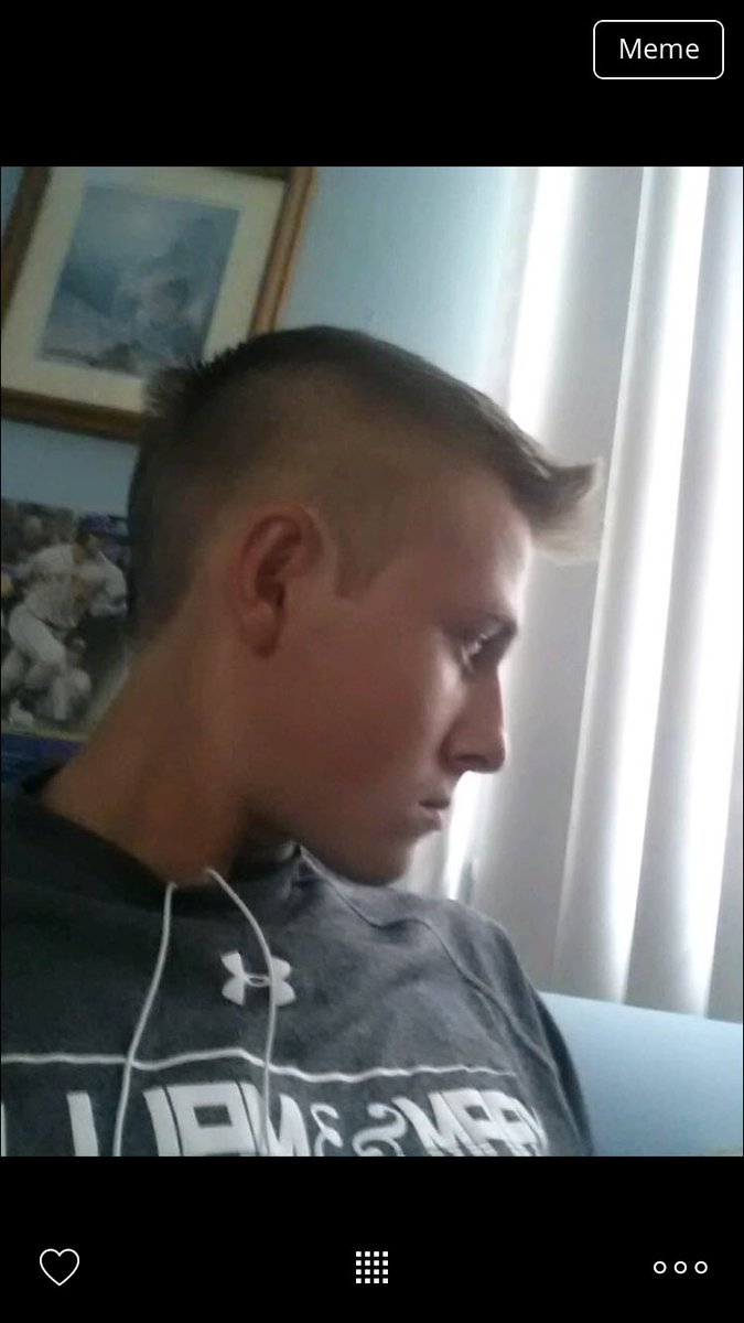 M_J_BUCK_9's tweet photo. Barber:what you want fam?
Caleb:you ever see a unicorn?
Barber:say no more fam https://t.co/ffByvUHAWd