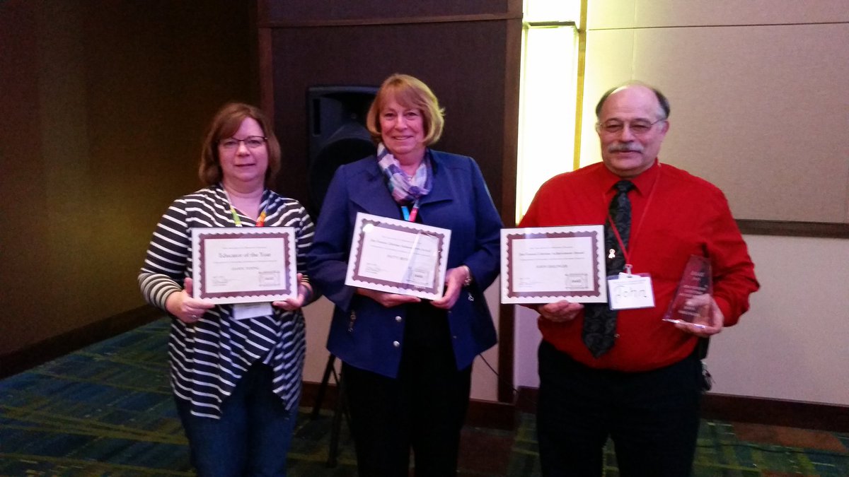 RedOakbrett93's tweet photo. Congrats to Dawn Young- teacher of the year, Patty Beyer, and John Olinger for hall of fame. #iaae. #IowaAltEd https://t.co/rMeqAbgSbb
