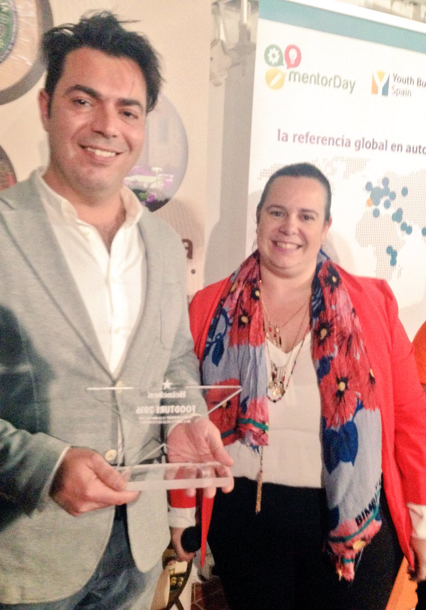 INCABE's tweet photo. Recibe nuestro premio en #mentordaytfe SmartWaiter. Una carta adaptada a los avances tecnológicos.
#incabe #foodture https://t.co/pUap2q4OIh