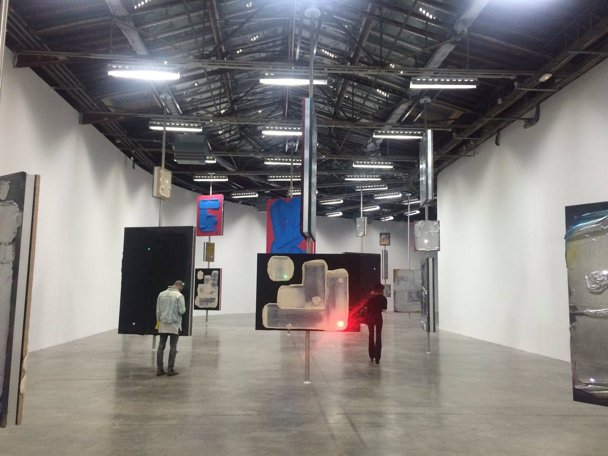 Kunsthalle_HB's tweet photo. Im @PalaisdeTokyo ein Krimi als Ausstellung #DoubleJe und bewegte Abstraktion  #Quistrebert  #Grunenberg https://t.co/1IdEsMXJoF
