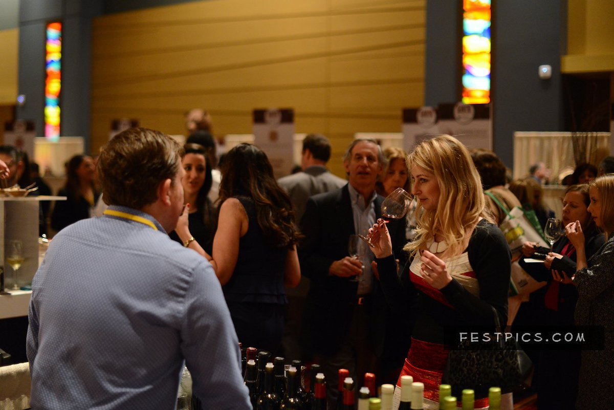 Savor_CT's tweet photo. Ticket prices increase tomorrow for the Friday Grand Tasting!  Save $15 when you buy online. https://t.co/58BNNSbWUw https://t.co/TCfmJpYZbD