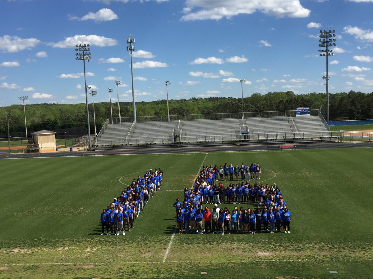 CedarBluePrints's tweet photo. C/o 2016! https://t.co/dZrVwasX9a