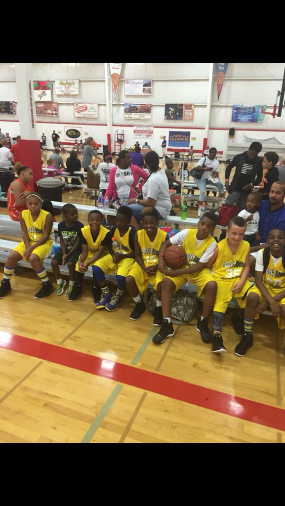grassrootshoops tweet picture