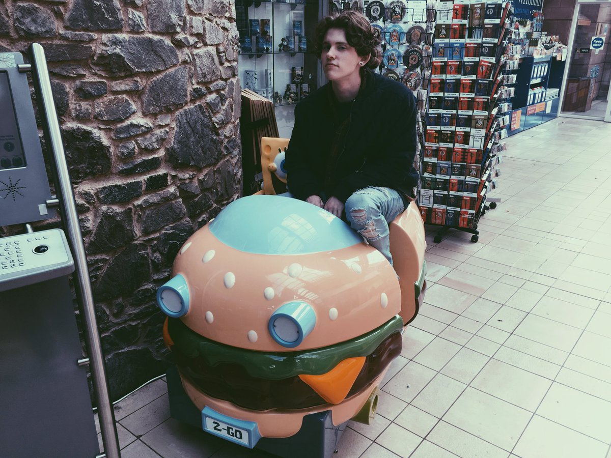 LeviJones's tweet photo. you don't need a license to drive a sandwich https://t.co/mg4lnCjOem