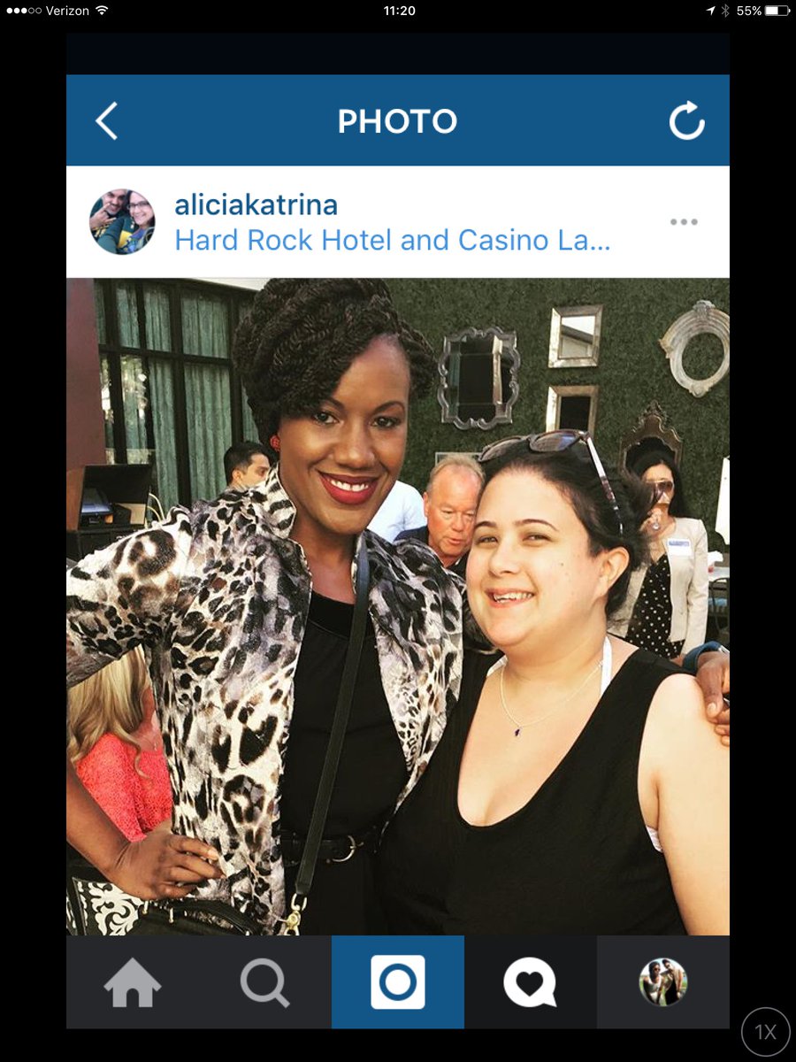 TAapprovedTweet's tweet photo. It's awesome meeting #TAmembers on the go! @aliciakatrina, you and your husband are so cute! Thanks for #gtcoth! 🙋🏾 https://t.co/7VdjbZxkH5