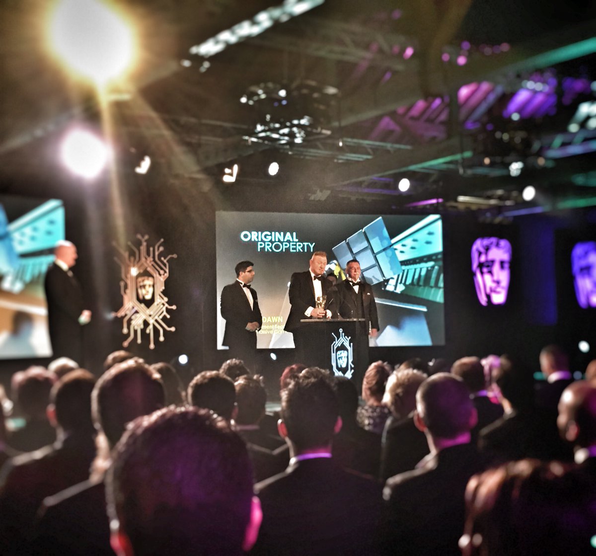 SuperMGames's tweet photo. #BAFTAGames Winner for Original Property #UntilDawn https://t.co/961tKuAw8R