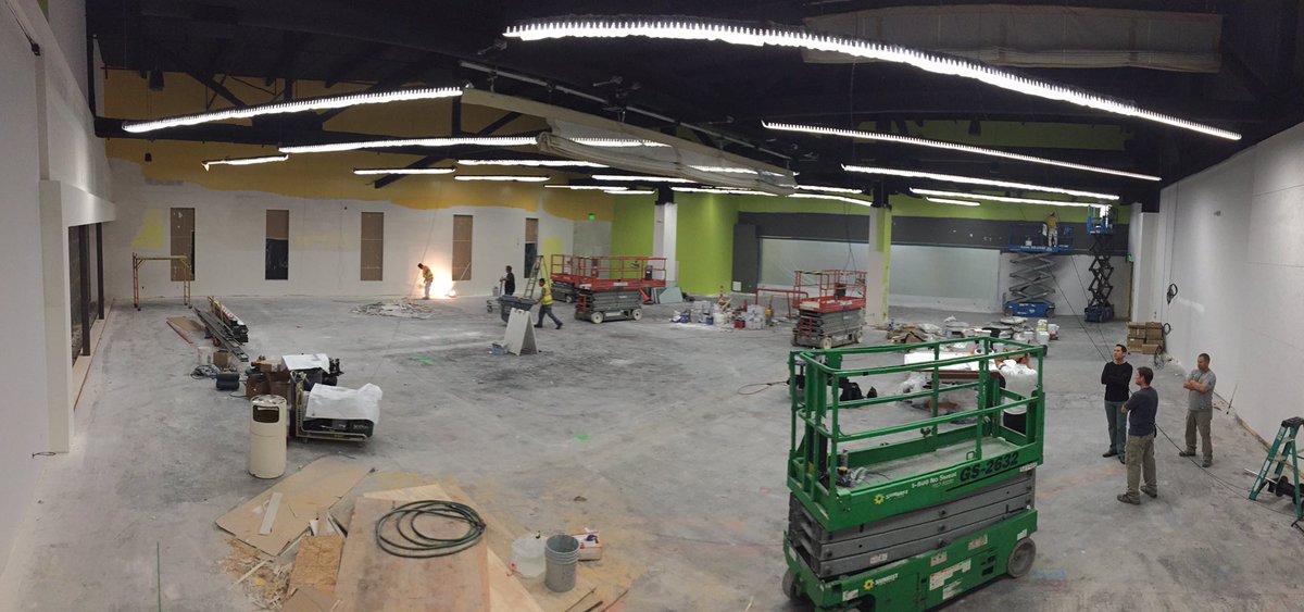 RalphRajs's tweet photo. The EDGE Performance space @ClubSportSJ is coming along nicely. This will be THE place to train in #SouthBay https://t.co/QimmL95INn