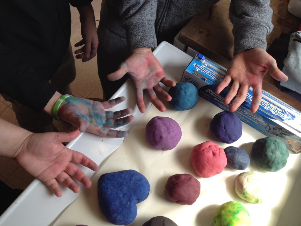 MsRidler's tweet photo. Preparing to help host newcomer families for a safety workshop. #childstudies11 #homemadeplaydoh @Dartmouth_High https://t.co/x8K6yMlBLE