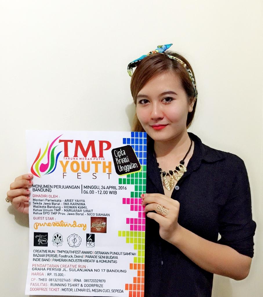 tmpyouthfest_'s tweet photo. Beneran ga mau ikutan #tmpyouthfest — ga nyesel? Neng geulis ini juga ikutan, masa kamu engga? @infobdg https://t.co/lzAt6WBbu9