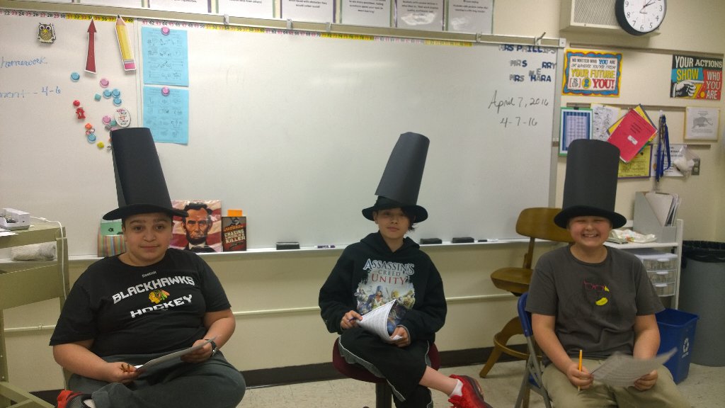 PhillipsRm108's tweet photo. Getting geared up for Springfield via Readers Theatre...."Will the Real Lincoln Stand Up!" #wdsd7 https://t.co/CcDFCNvLjE