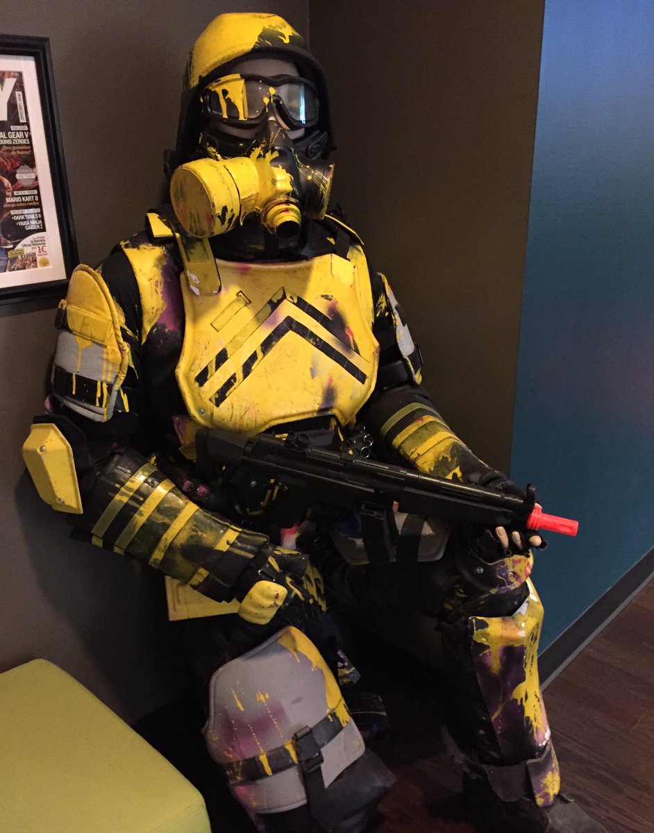 SuckerPunchProd's tweet photo. This guy? 
He is our “guest relations”
Walk slow, no sudden movements 
(don’t stare, he hates that)
#anotherdayatSP https://t.co/t2kXOIU9lJ