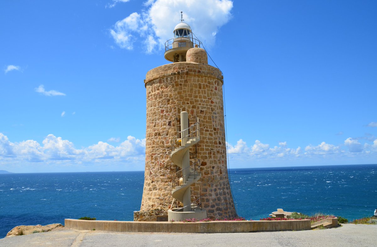 anaisfrid's tweet photo. @FarosdeEspana Faro Camarinal #zaharadelosatunes #barbate https://t.co/mghDmxYopG