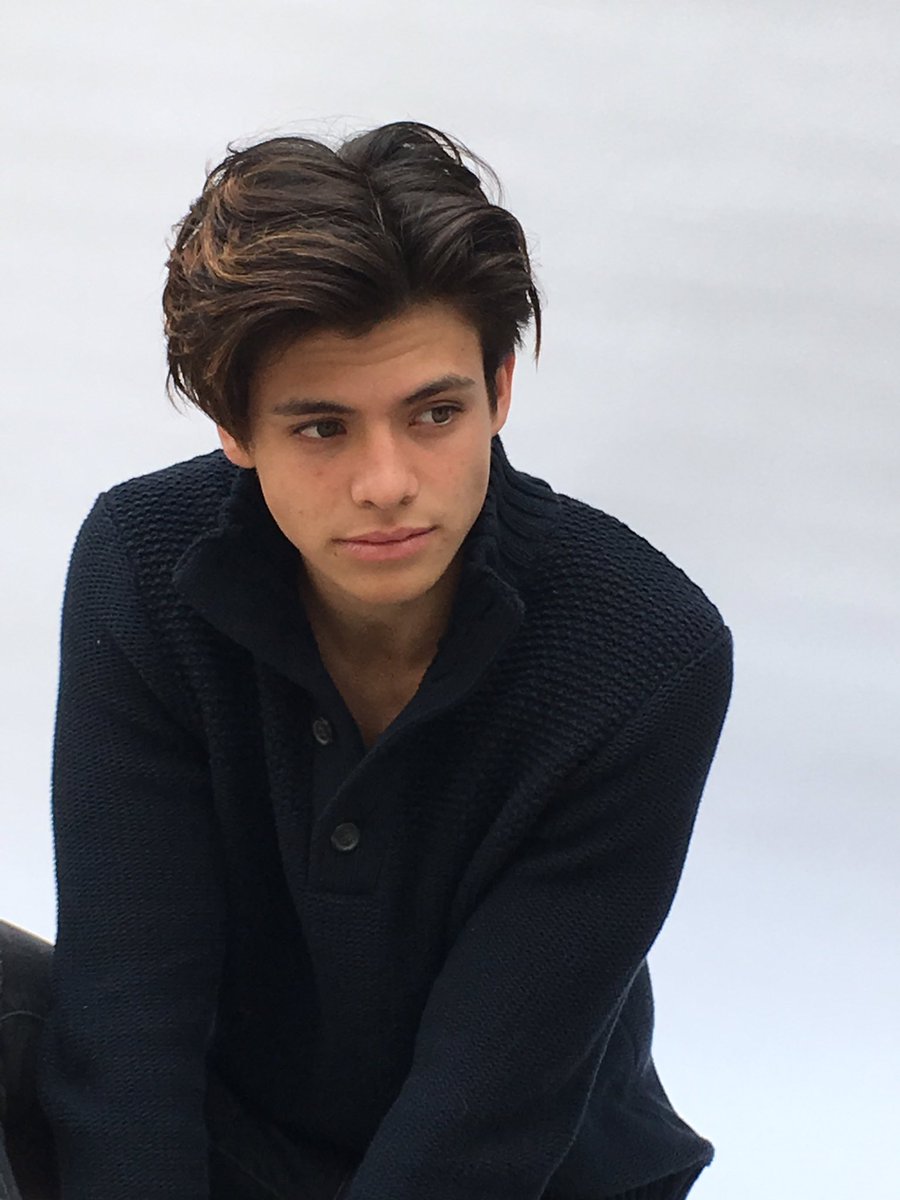Dylan Jordan on Twitter: "BTS from today's photoshoot ️ 