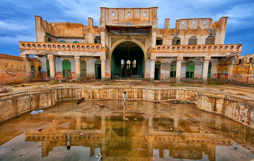 rashedalsadi's tweet photo. احد القصور المهجورة في مدينة#الطائف
مشاهدة ممتعة  😊

@AbandonedPicAR
@taif_now
@taif_pc
@Ask_6aif
@TAIF__888 https://t.co/kLoVHIifk7
