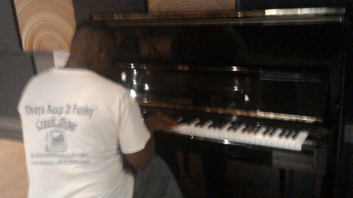 Funkmasterbass's tweet photo. #FunkIsBack https://t.co/1FOPkXVFqF