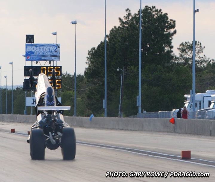 CraigSullivanPM's tweet photo. Got some air during testing today....
#pdra #rockinghamdragway https://t.co/CYM5ddAr80