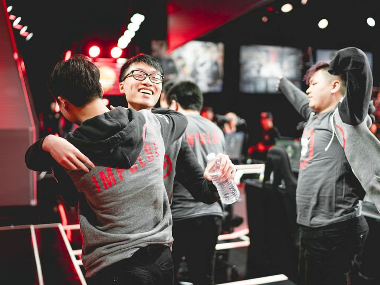 theScore esports tweet media