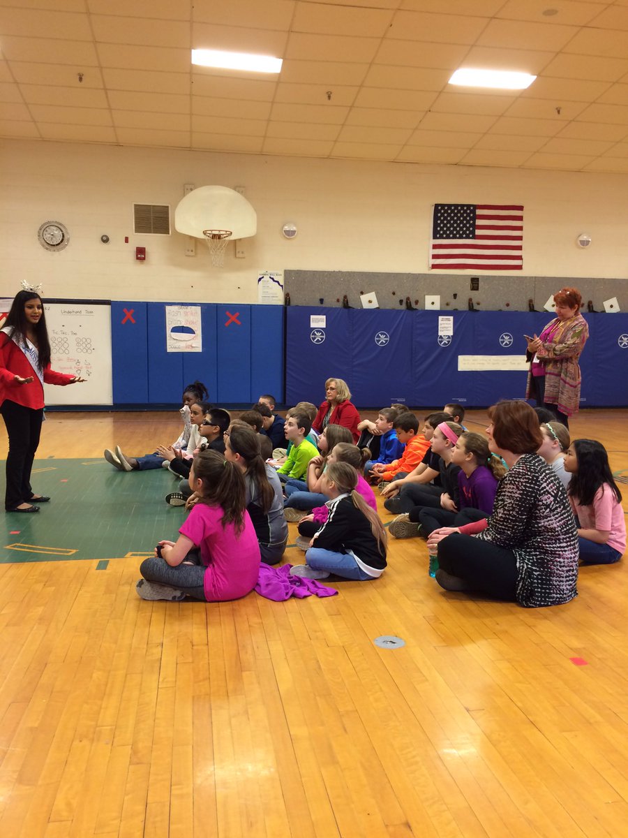 So so happy to see the smiling faces after the assemblies. That's what this is all about! #MCTOT #spreadingculture 👑