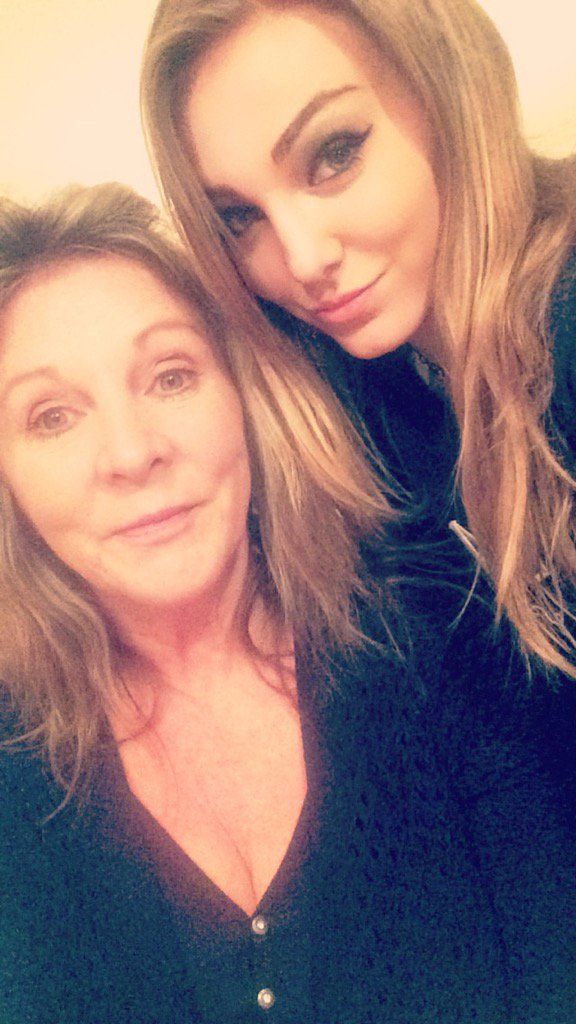 jaydeebuxton's tweet image. Me and my girl file:///var/mobile/Library/SMS/Attachments/45/05/982DDCC7-DE06-4390-8091-2E15D2B7F011/IMG_5729.JPG