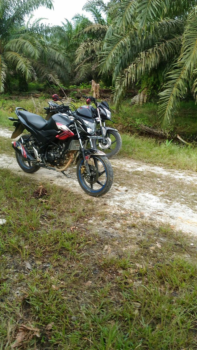 sumadyahs's tweet image. Cari sesuap nasi....