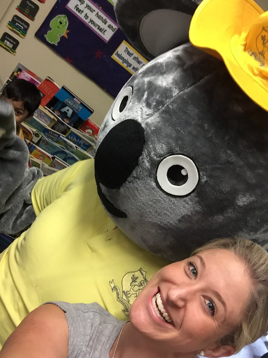Teachers love when #Louie visits too! #pblfunday #safe #respectful #learner <a href="/lozziesmithwick/">Lauren Smithwick</a>