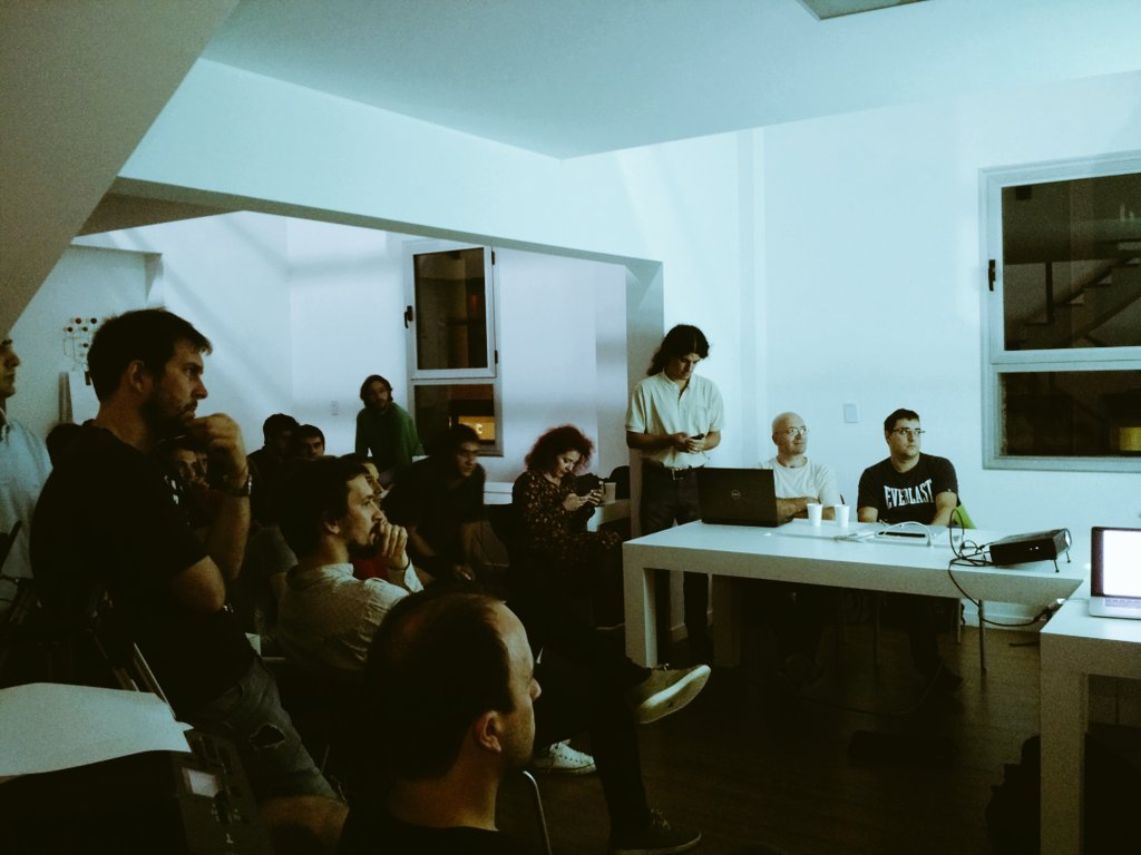 aldohcoria's tweet photo. #freelance #revolution @toptalllc @DrorLiebenthal at @coworkrosario https://t.co/yDeFCxZA22