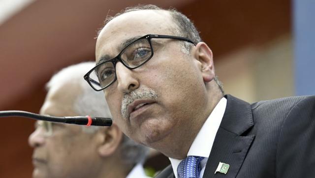 htTweets's tweet photo. Pakistan says talks with India suspended, hints that they won’t allow NIA visit https://t.co/5C6EOhv2IH https://t.co/WpUiBTkb7w