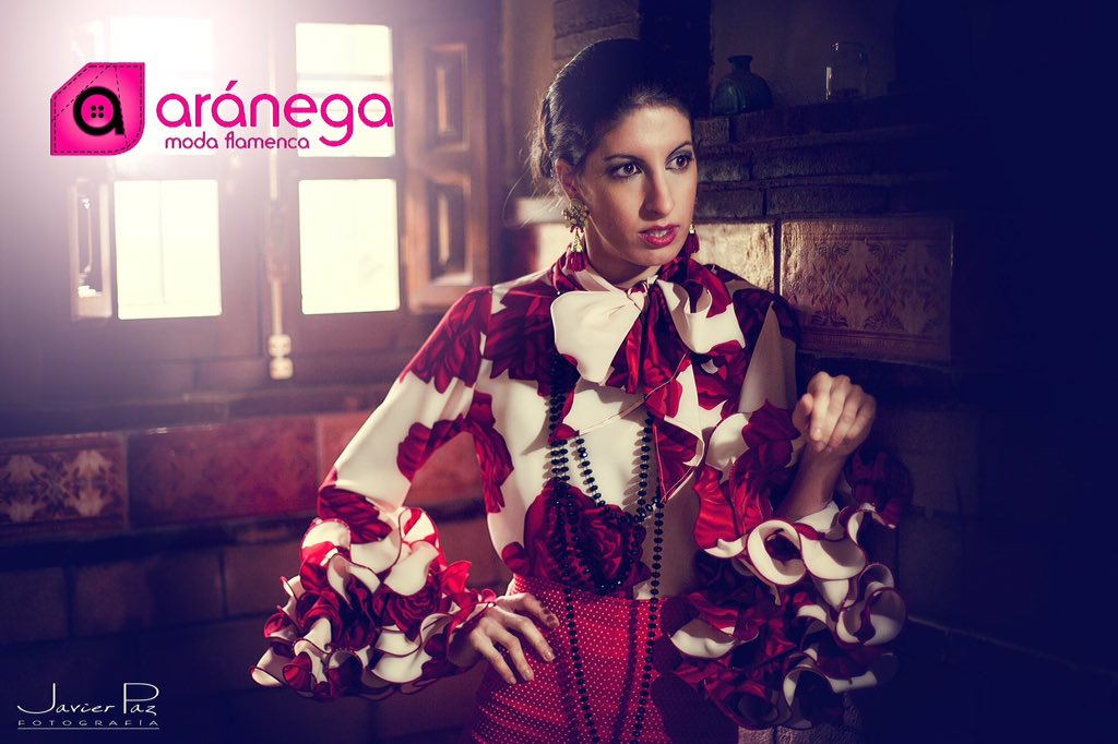 Alicia_AMMA's tweet photo. ❤️❤️ gracias por contar conmigo para este precioso catálogo! #moda #flamenca #catalogo #modelo #aranega https://t.co/LFqpcwvos0