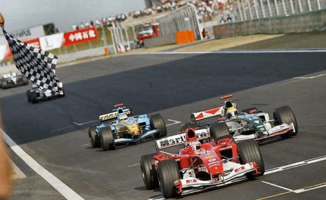 g3_Motorsport's tweet photo. #AskF9 Barrichello logró ganar en el debut de China en F1 en 2004. Hamilton lidera con 4 victorias #F1 #ChineseGP https://t.co/rv1LWcvQvg
