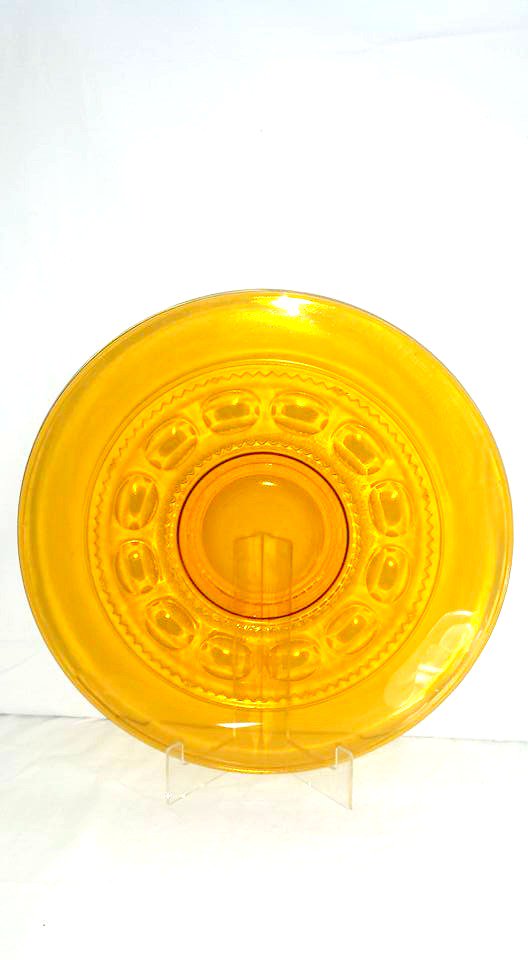 JunkYardBlonde's tweet photo. https://t.co/HMq66tvCzA #indianaglass #amberglass #depressionglass #kingscrown #thumprint #glassplatter #cakeplate https://t.co/FN86k8rl6l